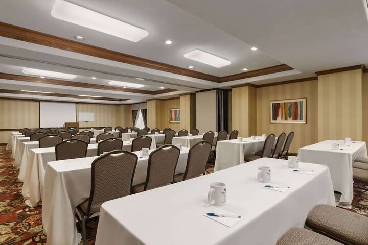 Homewood Suites by Hilton Houston-Woodlands