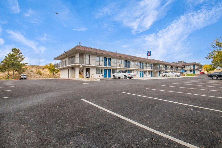 Hotel 4 of 32