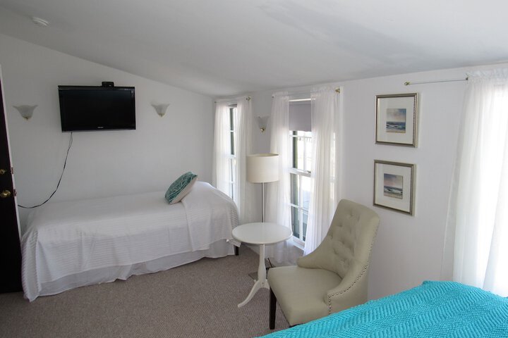 The Masthead Resort