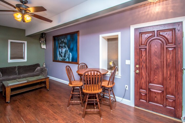 Room 100 of 153