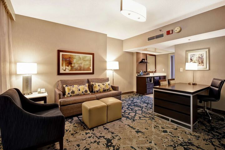 Room 37 of 106