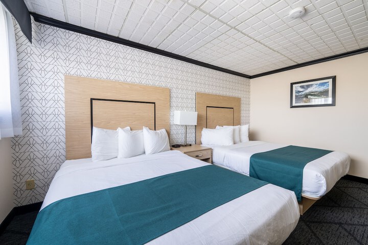 Room 22 of 28