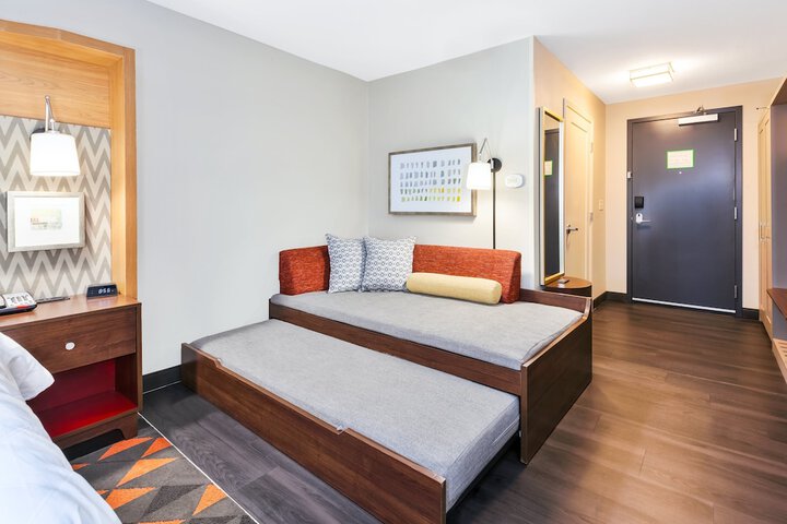 Room 16 of 47
