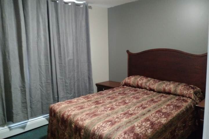 Room 8 of 19
