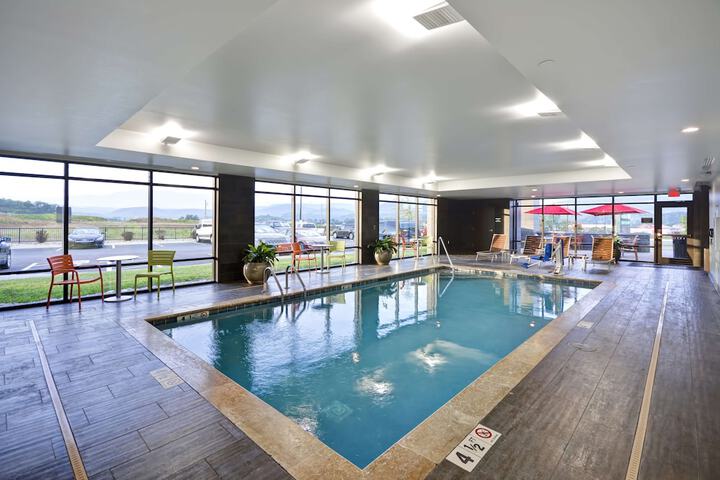Pool 9 of 41