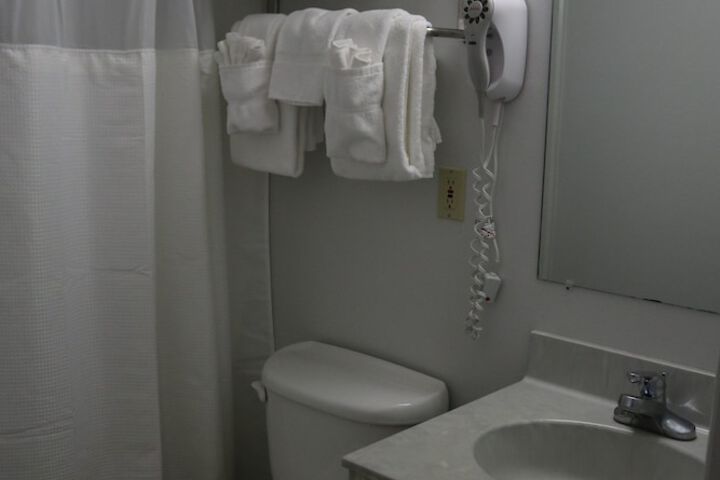 Room 21 of 42
