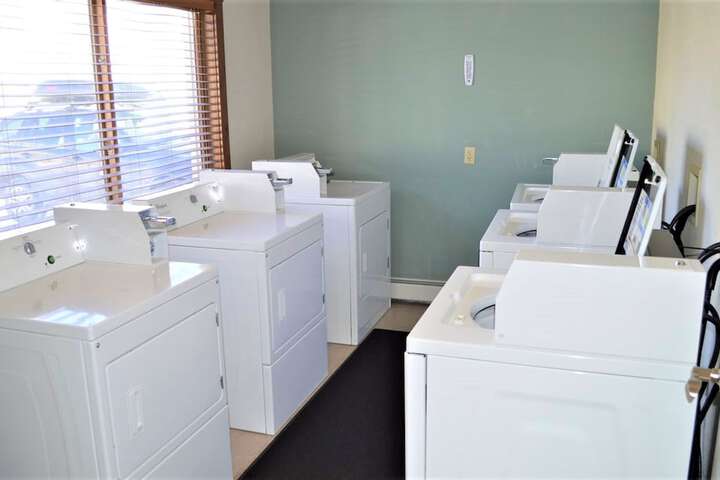 Twin Rivers Condominiums by Alderwood Colorado Management