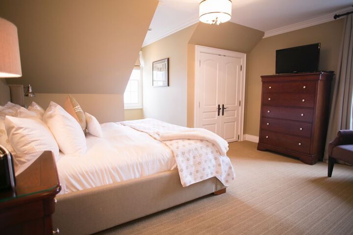 Room 55 of 144
