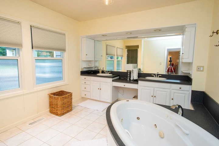 High tech Villa Perfect Winter Getaways