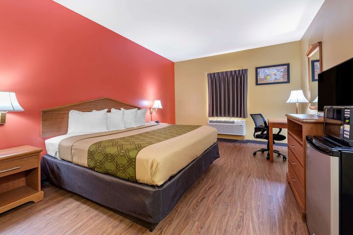Room 44 of 60