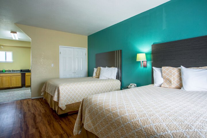 Room 12 of 35