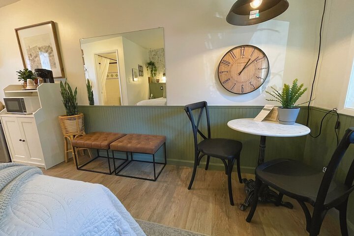 Room 10 of 70