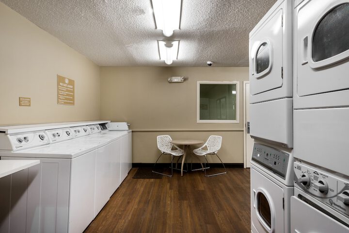 Room 22 of 39