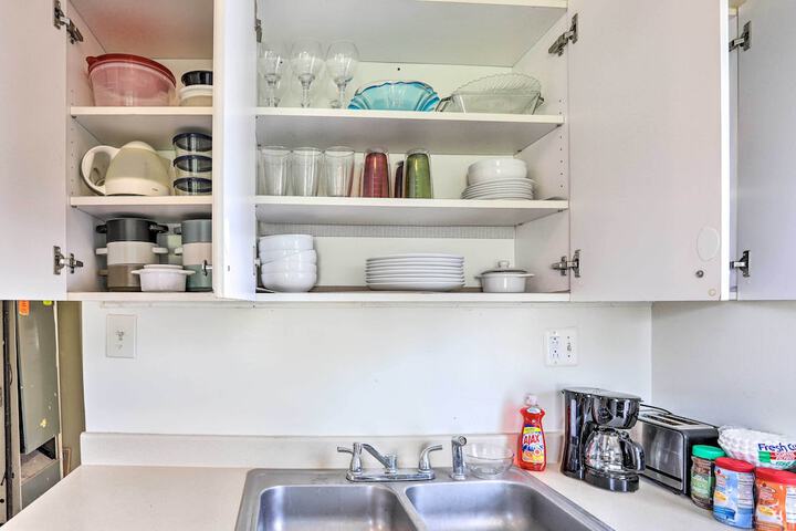 Lovely Royal Oak Unit 10 Min to Vibrant Downtown