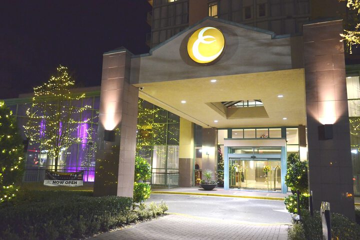 Hotel 2 of 72