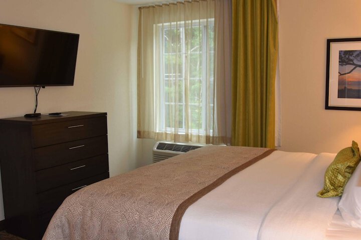 Room 26 of 28