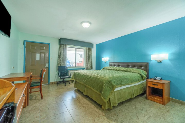 Budget Inn by OYO Edinburg Hwy 281