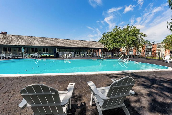 Pool 8 of 113