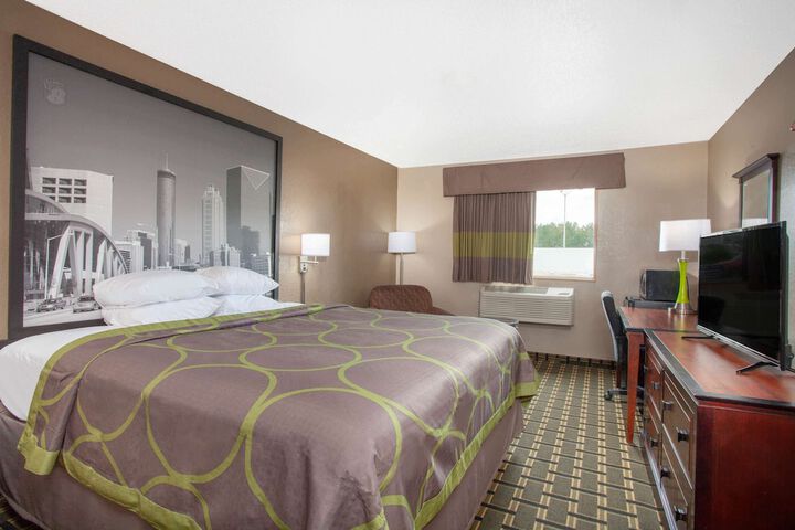 Room 16 of 21