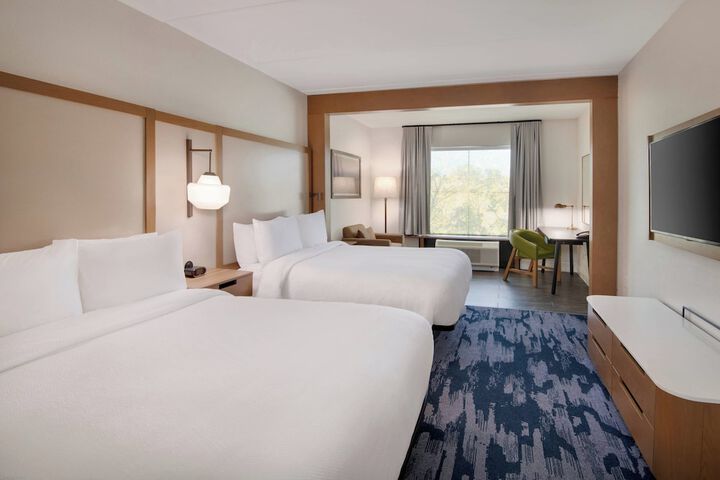 Room 17 of 27
