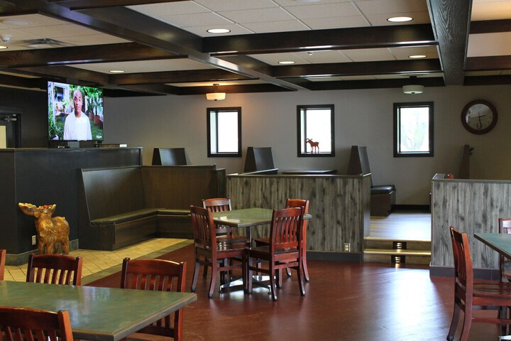 Greenwood Inn & Suites