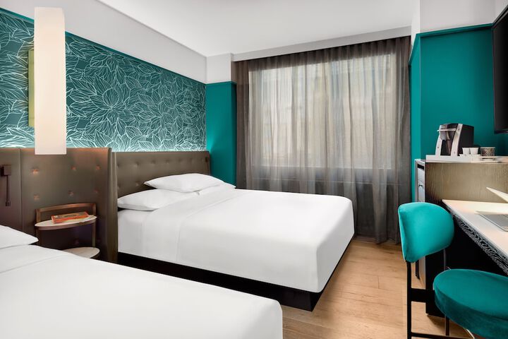 Room 16 of 50