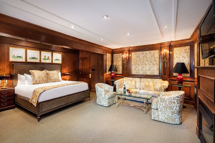Room 21 of 39