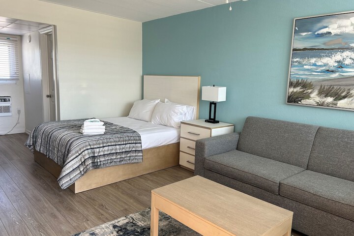 Esplanade Suites a Sundance Vacations Property