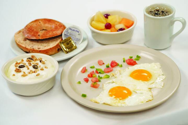 Breakfast/Coffee Service 20 of 25