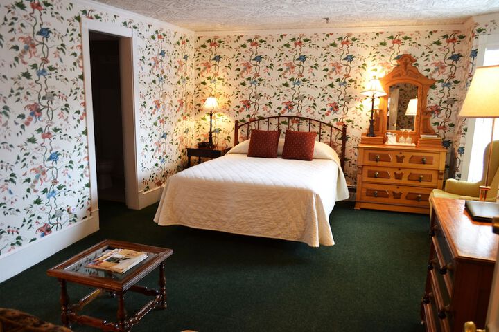 Bay View Inn