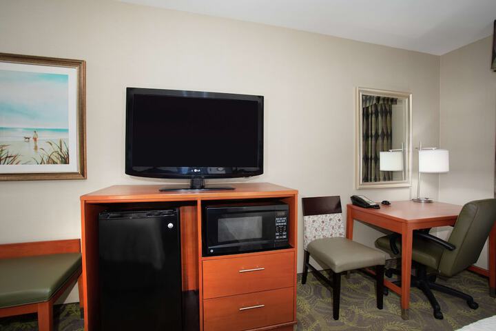 Room 17 of 80