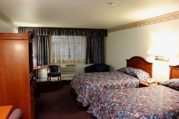 Room 9 of 43
