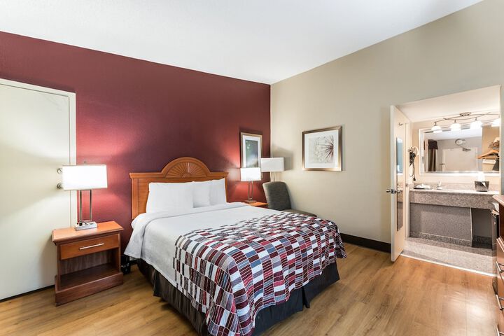 Room 15 of 22