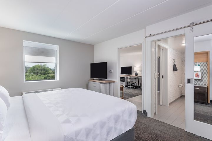 Room 29 of 42
