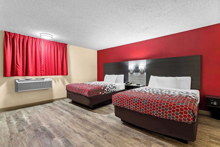 Econo Lodge Inn & Suites Santa Rosa