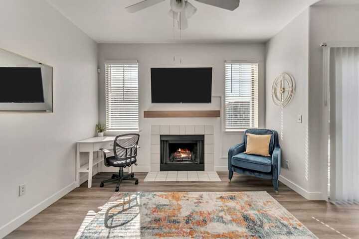 Remodeled Apt Pool Gym - Near Hill AFB Lagoon