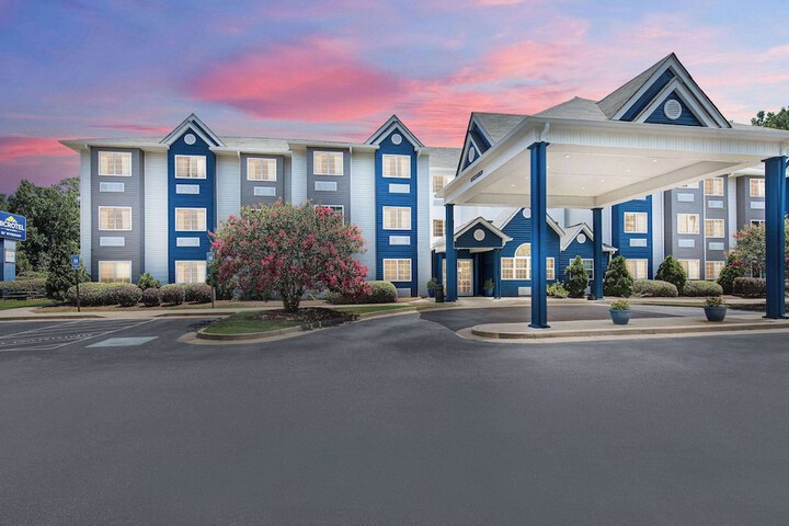 Hotel 4 of 26