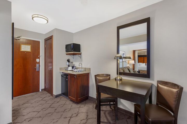 Best Western Plus Otonabee Inn