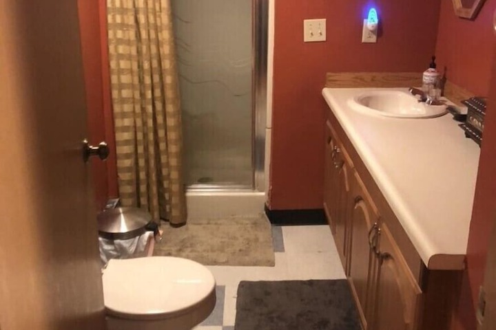 Room 14 of 21