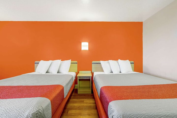 Room 14 of 51