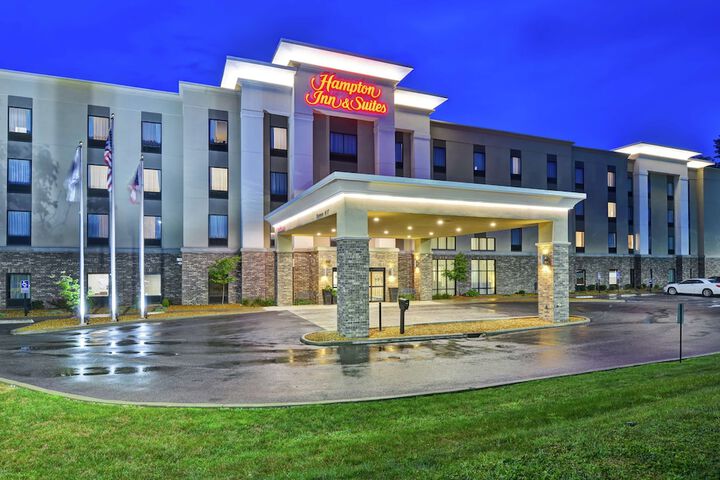 Hotel 2 of 62