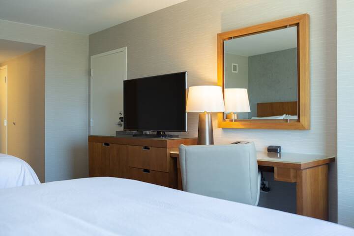 Room 82 of 133