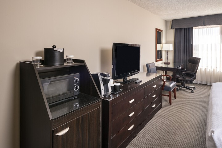 Concord Plaza Hotel