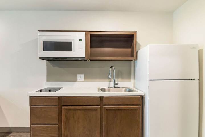 WoodSpring Suites Lake Jackson
