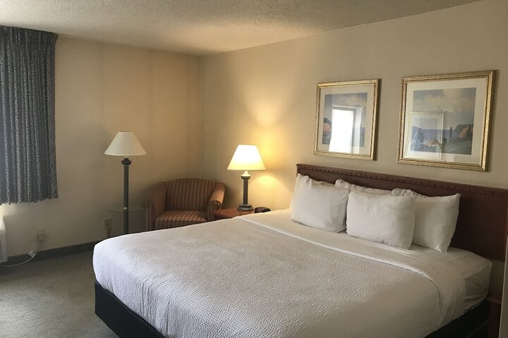 Room 11 of 50