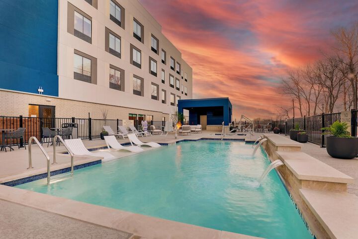 Hampton Inn & Suites Weatherford