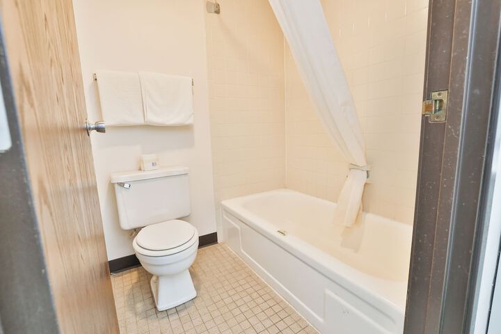 OYO Hotel Pipestone MN Canterbury Park