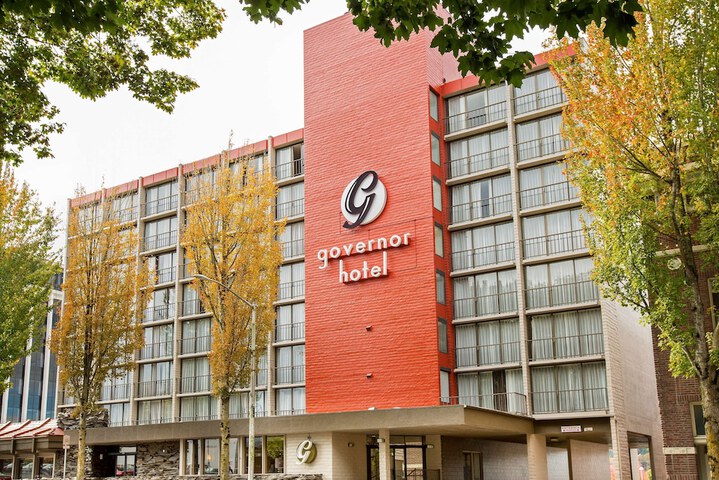 Hotel 10 of 64