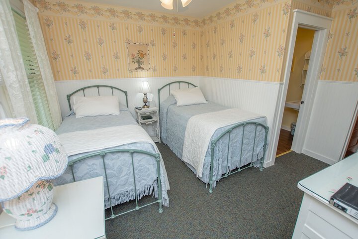 Room 31 of 162