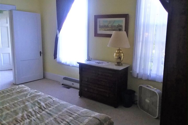 Room 44 of 51